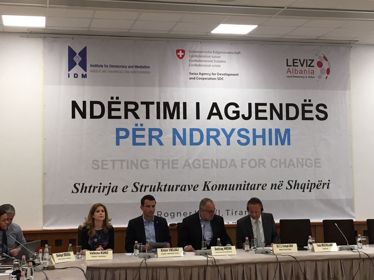 Veliaj: Kemi ngritur 1147 kryesi pallatesh; Bashkia mbështet projektet e përbashkëta të komuniteteve