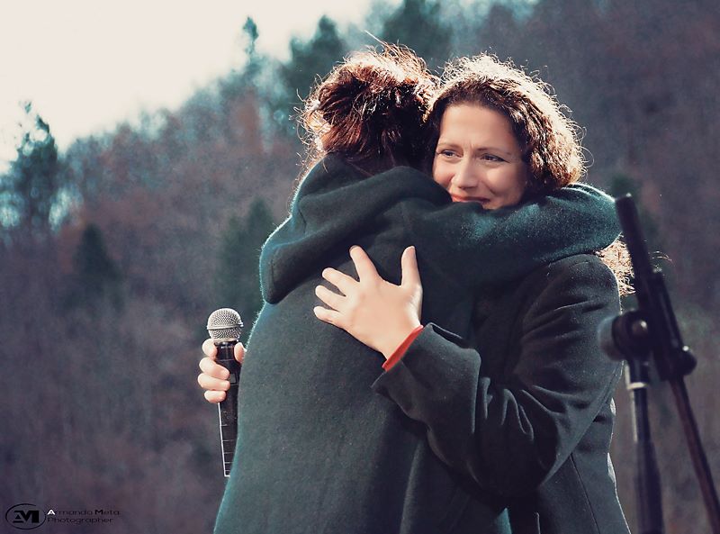 Eda Zari shpërthen ndaj medias: Ka rënë në nivele të shëmtuara!