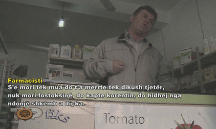 Bleu fostoksinë në farmaci pranë konviktit të shkollës, 17 vjeçari i jep fund jetës