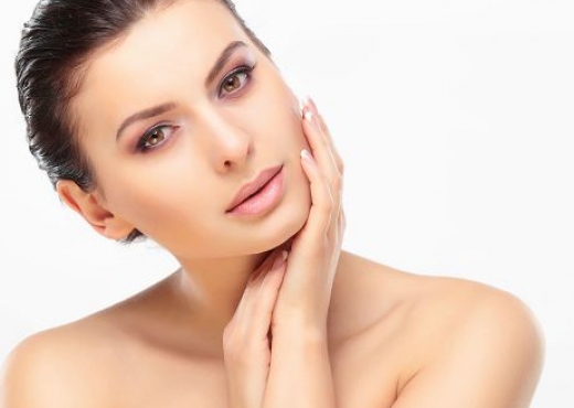 Nëse keni këto shenja në fytyrë duhet të shkoni menjëherë tek mjeku