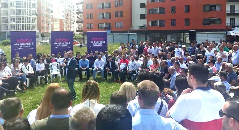 Tahiri me banorët e Kasharit: Pazari me votën ju kushton 4 vite