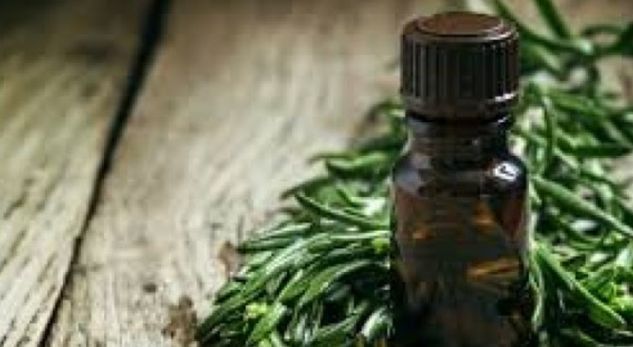 Vaji mjekësor që ndihmon të eliminohen shpejtë puçrrat