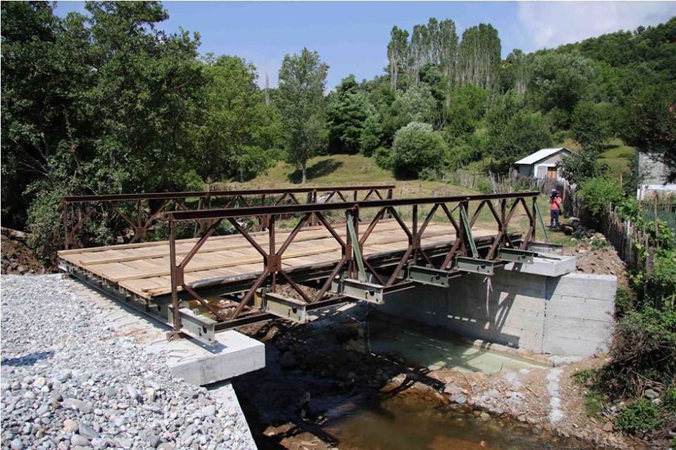 FA ndërtojnë urën në fshatin e Berishës, Kodheli në Viçidol: Iu përgjigjëm kërkesës së Bashkisë Tropojë