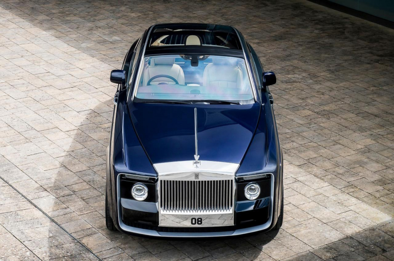 Njihuni me Rolls-Royce që u ble për plot 11 milionë euro (GALERI)