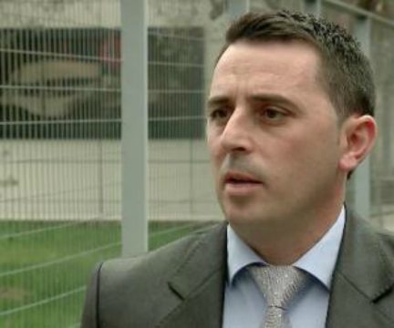 Flet kreu i Burgjeve: Fikja e kamerave e paprecedentë, ja pse u shkarkuan drejtorët