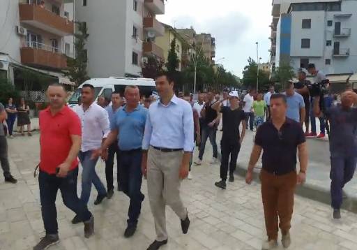 Basha-qytetares: Kalova jashtëzakonisht mirë në SHBA, njoha Trump me modelin tonë ekonomik