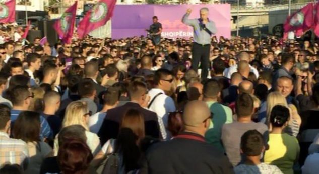 Majko: Na janë bërë ministrat teknik si “big brother” dhe “big sister”