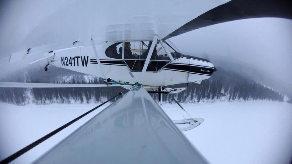 FOTOT/ Të vetëm në mes të pyellit, njihuni me familjen më të izoluar në botë