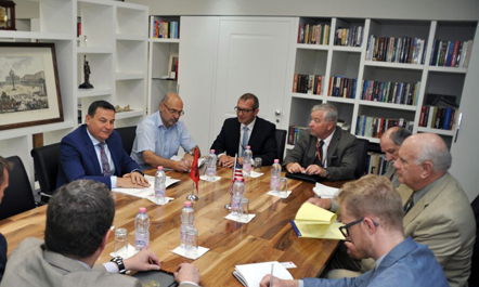 Lufta kundër terrorizmit, Çako takim me përfaqësuesit e DASH