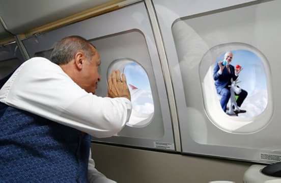 FOTOT/ Zgjedhjet në PD dhe kampingu i LRI-së, bëhen “ushqim” për faqet e humorit