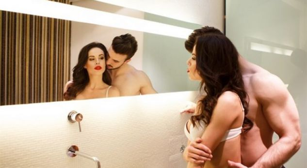 Për një seks të paharruar…përdorni pasqyrën