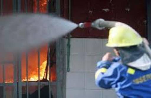 Digjet banesa dykatëshe në Lezhë, fatmirësisht nuk ka të lënduar