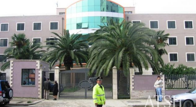 Zhduket 14-vjeçari në Durrës, babai kërkon ndihmën e policisë