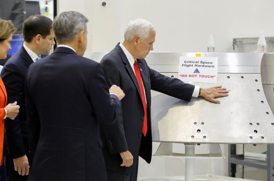 Pence sfidon NASA-n, vendos dorën te objekti me tabelë “MOS PREK”