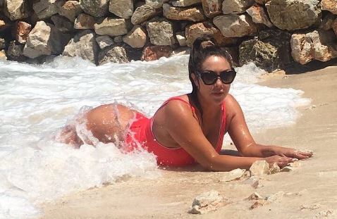 FOTOT/ Ingrid Gjoni dhe deti…