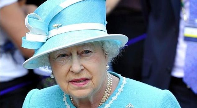 Mbretëresha Elizabeth II uron Metën për postin e Presidentit