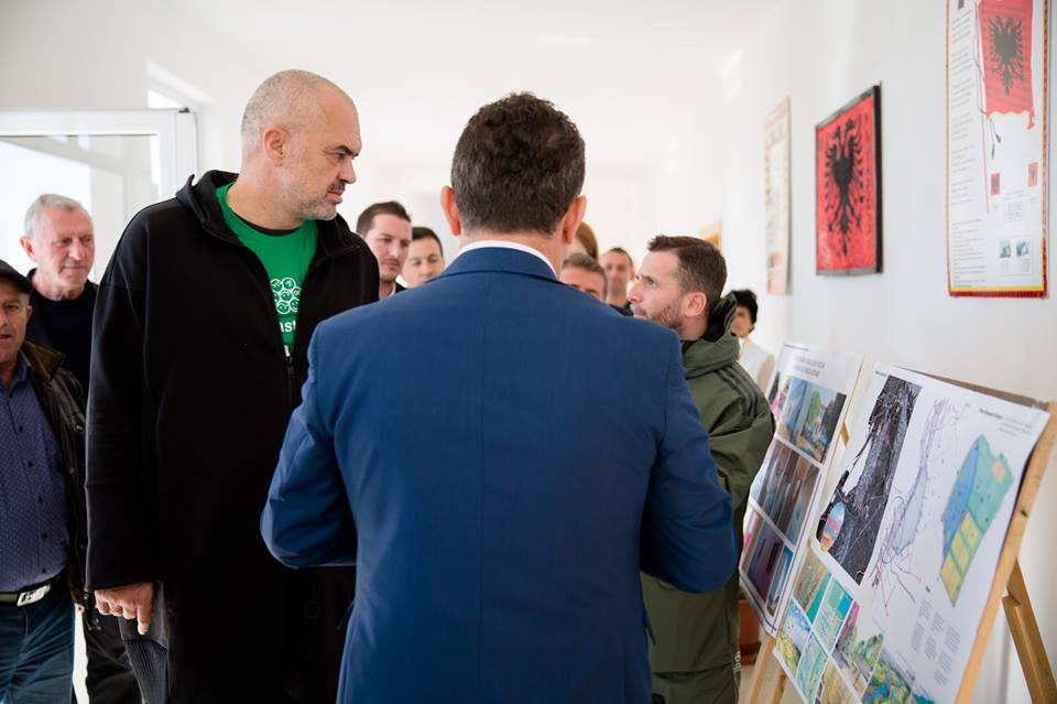 FOTOT/ Rilindja Urbane si është transformuar Lushnja dhe Divjaka