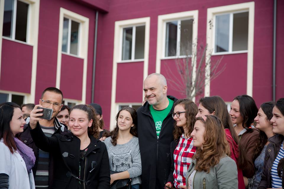 FOTOT/ Rilindja Urbane si është transformuar Lushnja dhe Divjaka