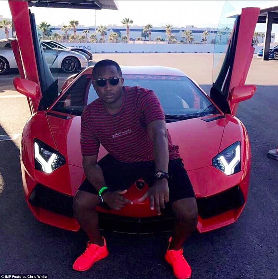 FOTO/ Edhe në Zimbabve ka luks, jeta e çmendur e fëmijëve të pasur