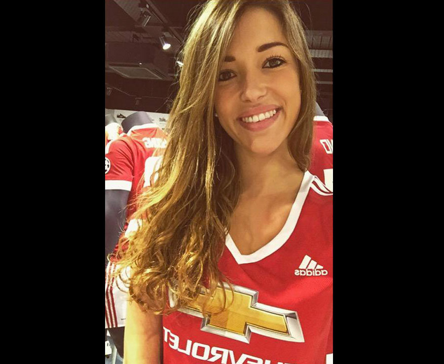 FOTOT/ Njihuni me 50 femrat më ‘përvëluese’ të futbollistëve