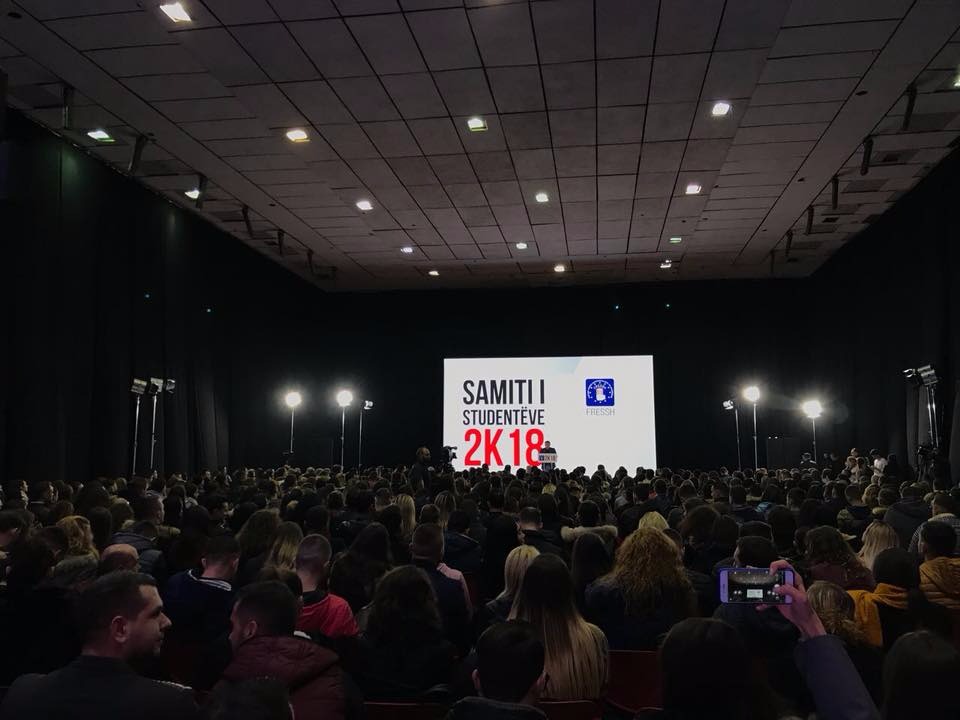 FRESSH organizon “Samiti i Studentëve 2018”, surprizon Majko