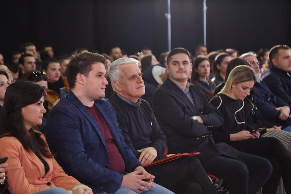 FRESSH organizon “Samiti i Studentëve 2018”, surprizon Majko