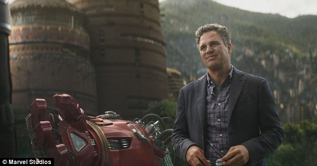 VIDEO+ FOTOT/ Aktorët më të famshëm në botë mblidhen për të shpëtuar Universin