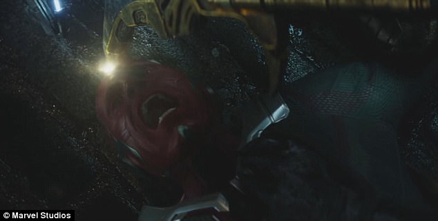 VIDEO+ FOTOT/ Aktorët më të famshëm në botë mblidhen për të shpëtuar Universin