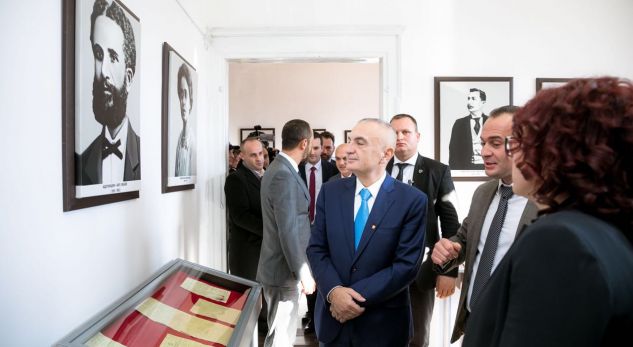 Meta në Manastir: Dita e Alfabetit, përbashkuese në historinë kombëtare