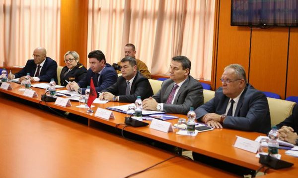 Në kohën e mosmarrëveshjeve, Shqipëri-Greqi patrullime të përbashkëta kundër trafiqeve