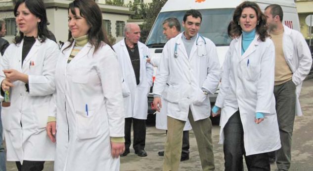 Rreziku nga fruthi, mjekët u bëjnë thirrje qytetarëve që të vaksinohen