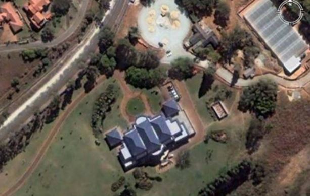 FOTOT/ Njihuni me vilën superluksoze ku jetonte diktatori i Zimbabves, Mugabe