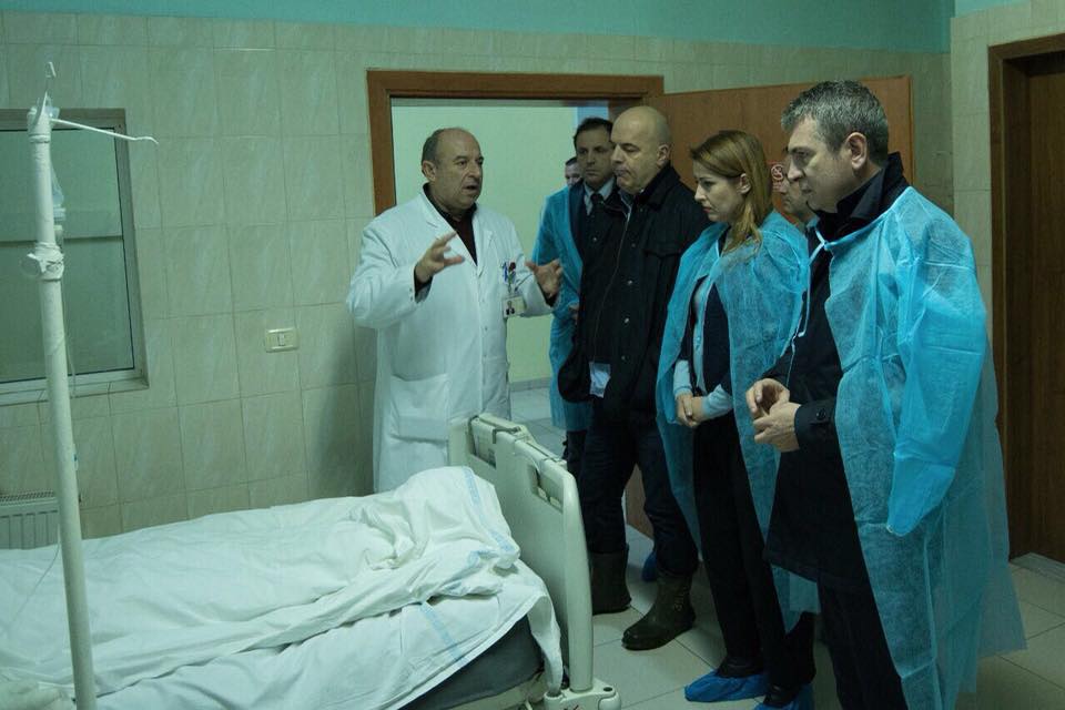 FOTOT/ Situata kritike nga shirat, Rama: Jemi pranë qytetarëve në nevojë