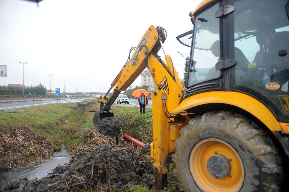 FOTOT/ Situata kritike nga shirat, Rama: Jemi pranë qytetarëve në nevojë