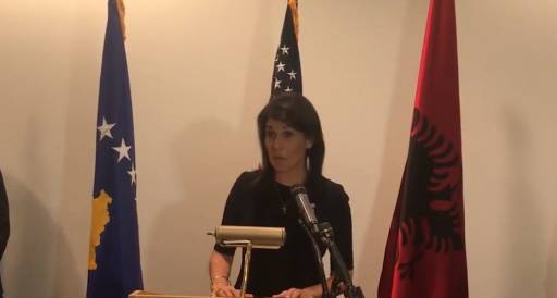 Bashkëshorti i ambasadores së SHBA në OKB, me origjinë shqiptare (VIDEO)