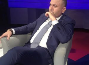Deputeti i PS: Llalla në detyrë deri ditën e zgjedhjes së kryeprokurorit të përkoshëm