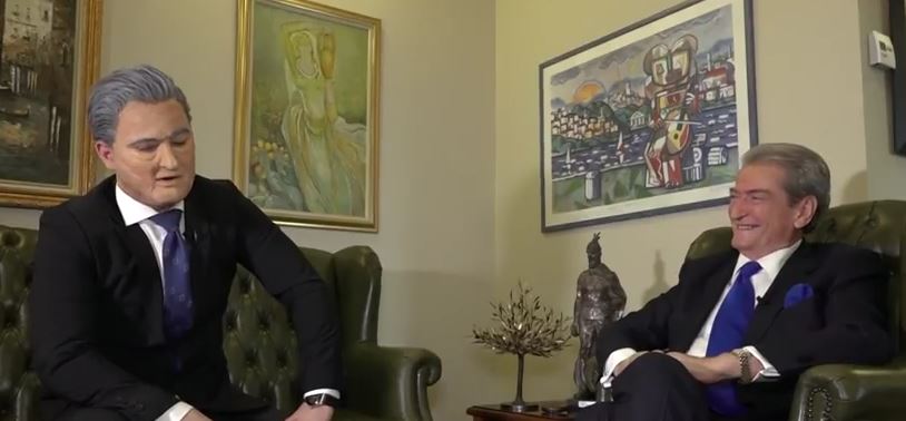 VIDEO/ Dy Berishë bashkë në një zyrë: “Dyshe si kjo nuk ka parë bota”