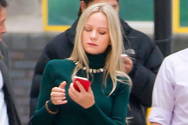 FOTO/ Ndodh edhe kështu, modelja i shpëton burgut vetëm se ishte seksi