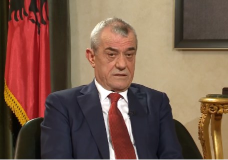 Kaolicion me LSI? Ruçi: Asnjëherë nuk duhet thënë ‘kurrë’, i mbetet kohës