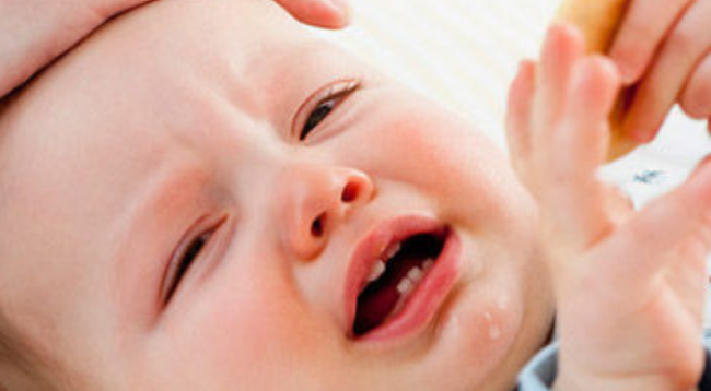 Shëndeti i fëmijëve, ja simptomat që nuk duhen injoruar