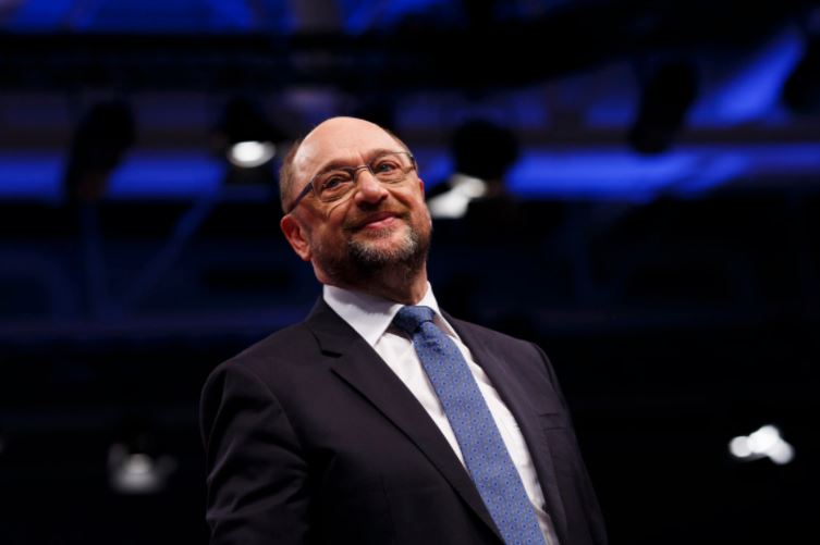 Ish-presidenti i PE, Schulz bën thirrje për formimin e “Shteteve të Bashkuara të Evropës”