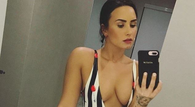 Demi tregon pak nga asetet e saj fizike