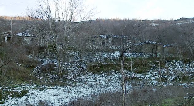 Njihuni me fshatin shqiptar që banohet vetëm nga … 3 familje!