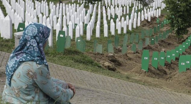 SHBA dëbon personin e akuzuar për masakrën e Srebrenicës