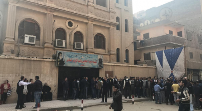 Egjipt/ Sulm me bombë në një kishë, vriten 3 persona