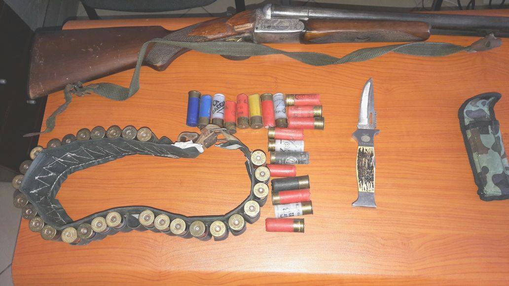 Korçë/ Simon Kupe rreh vëllain, tërbohet me policinë, prangoset