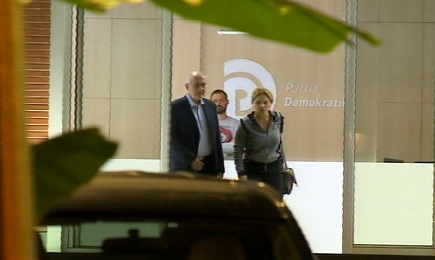 Çfarë po ‘gatuan’ opozita? Pasi përcolli LSI, Basha takohet me nënkryetarët e PD