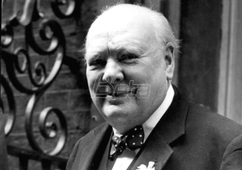 Si sot, më 24 janar, vdiq Çërçill dhe lindi Hadriani