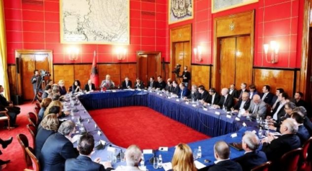 Zbulohen pasuritë e Sekretarëve të Përgjithshëm të ministrive