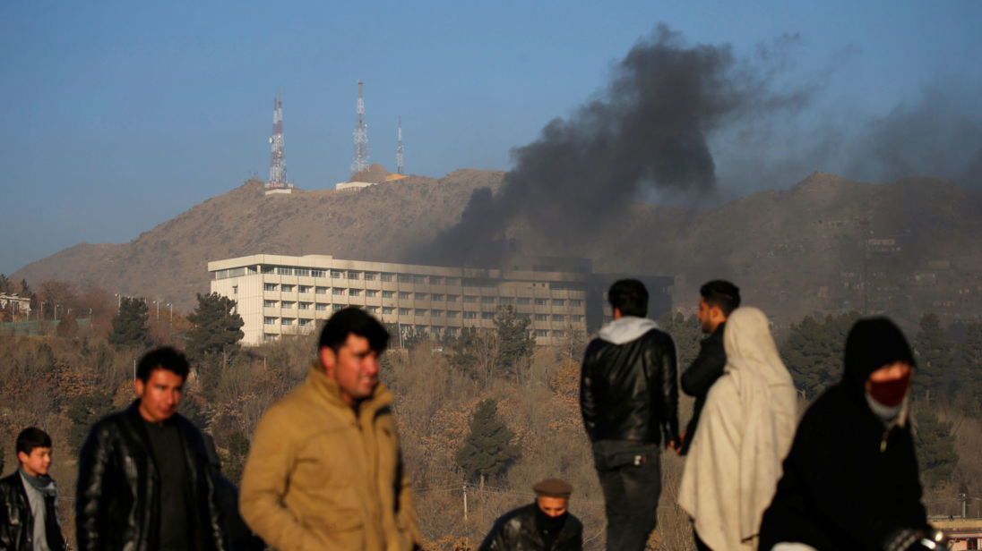 Sulmi terrorist në Kabul, policia shpëton 150 pengje dhe neutralizon agresorët